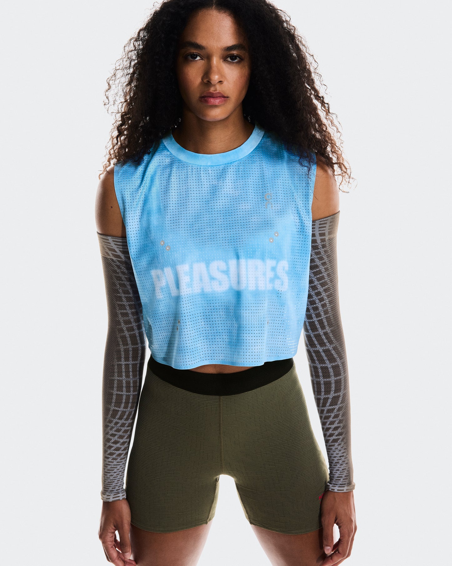Sleeves PLEASURES x The Loop